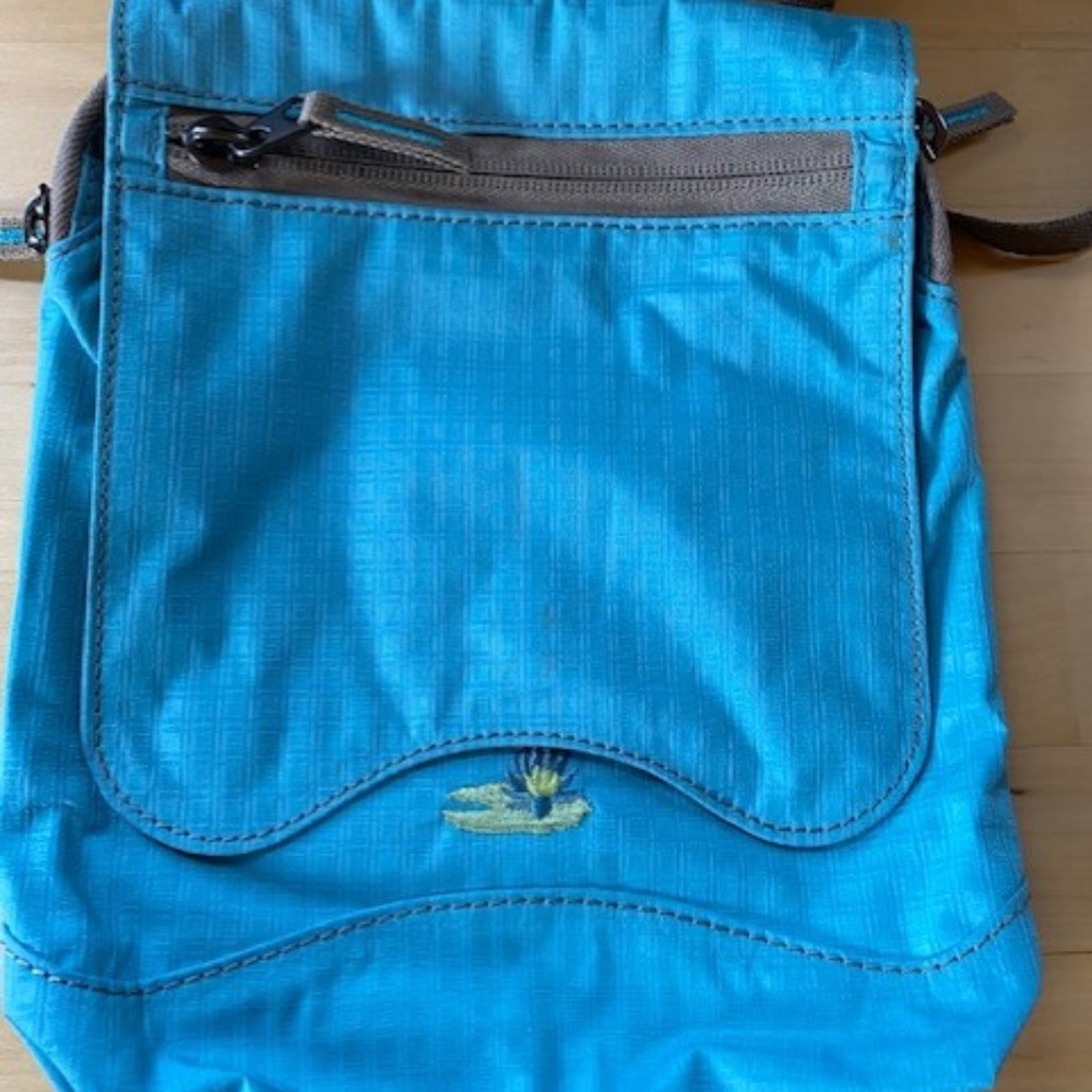Brand New Lilypond Purse